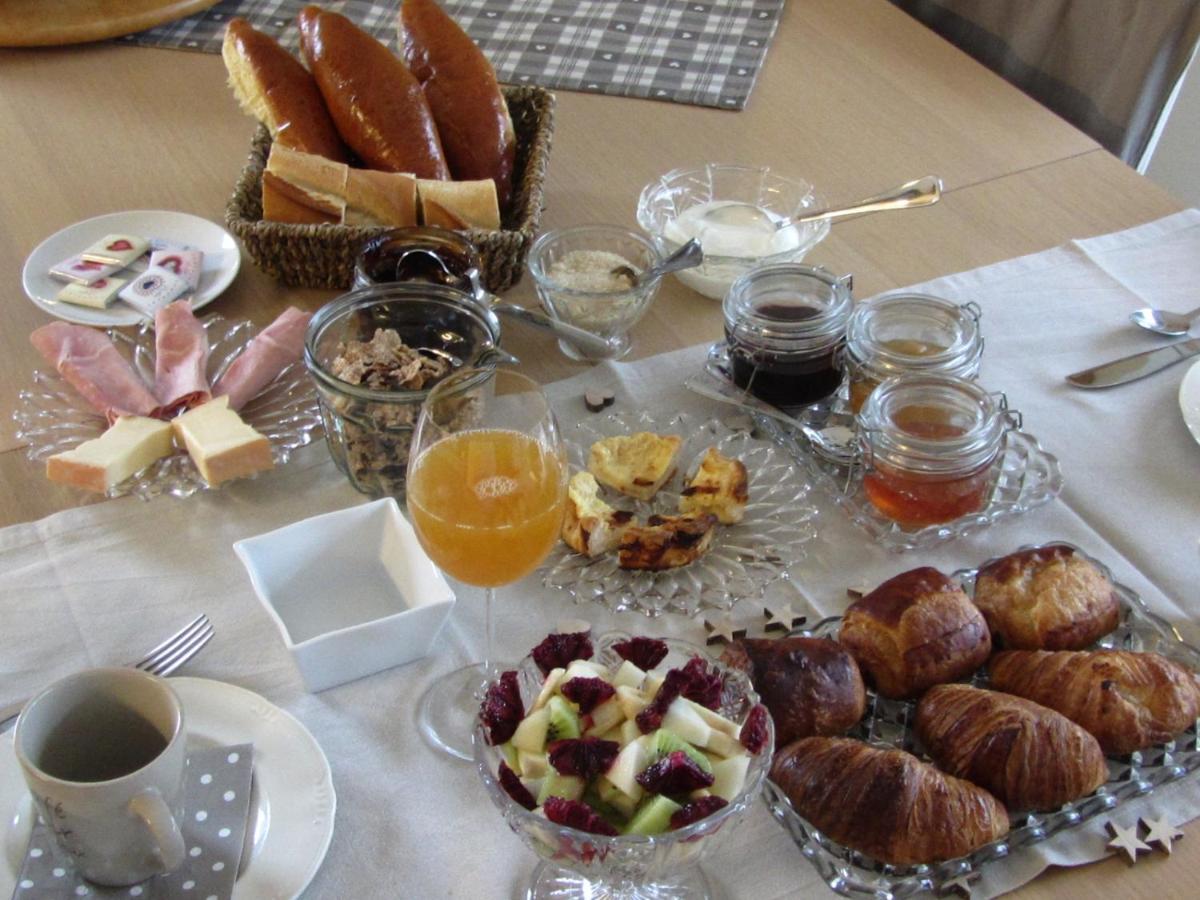 לינה וארוחת בוקר בורן Reve Gourmand מראה חיצוני תמונה