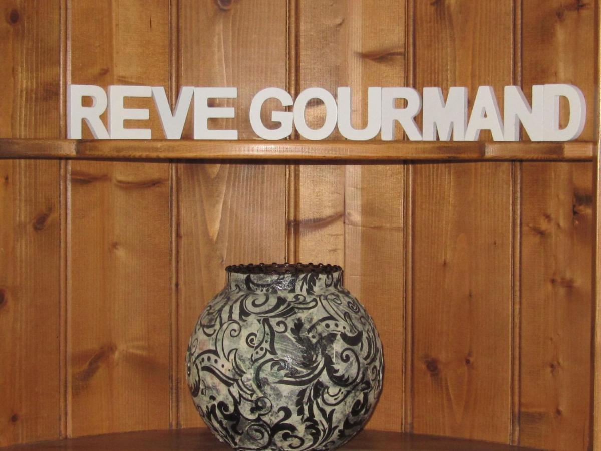 לינה וארוחת בוקר בורן Reve Gourmand מראה חיצוני תמונה